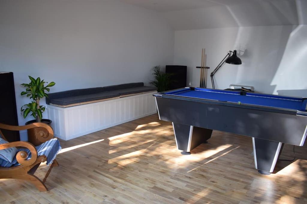 Vila Crossing Retreat - Pool Table, Projector, Barn Tunstead  Exteriér fotografie